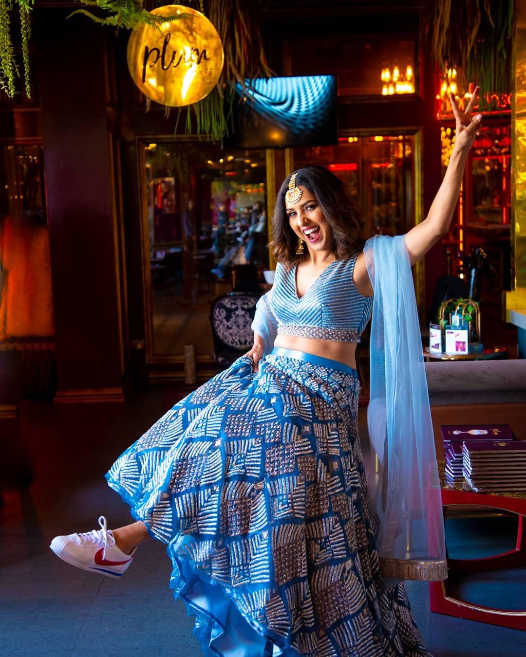 Cool Bridal Wedding Shoot Pose- Sneakerhead