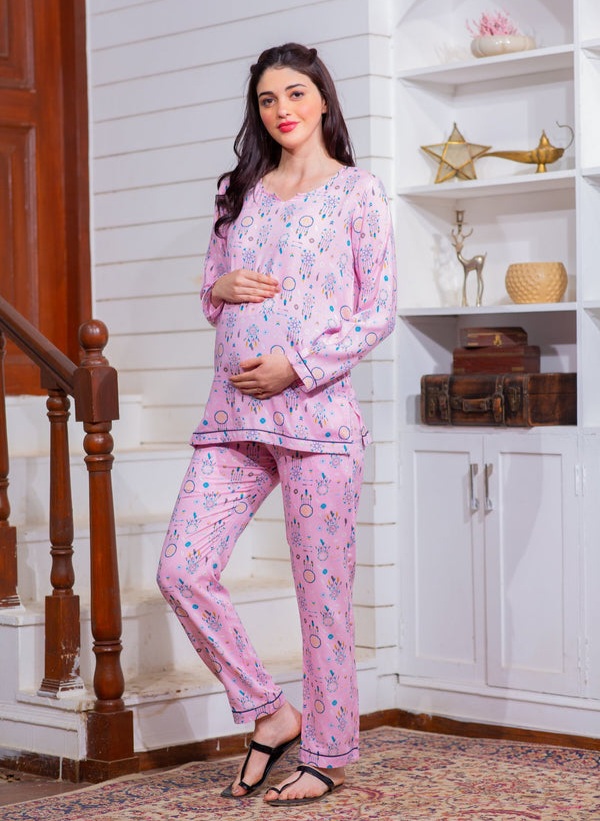 Nightwear - Outfit Ideas for Maternity Photoshoot (6)