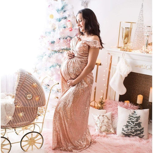 Sequin dress - Outfit Ideas for Maternity Photoshoot